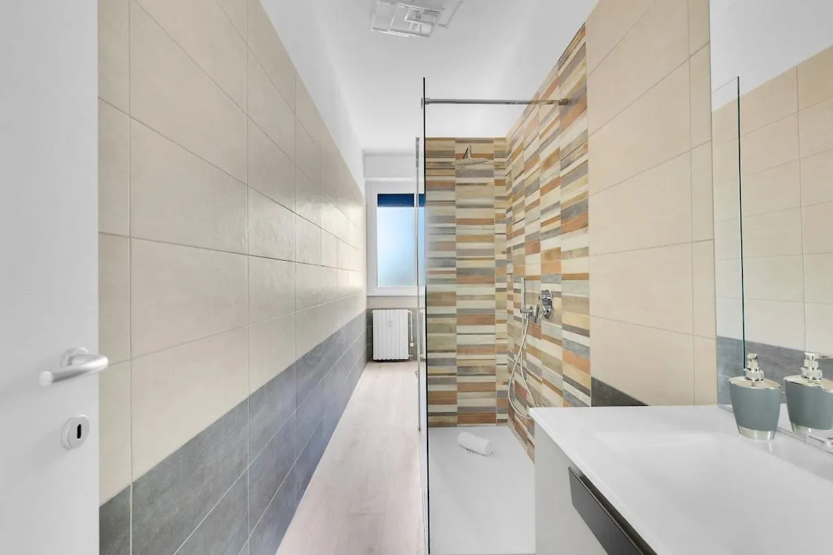 Metro M2 Famagosta-Appartamento X5-Self Check-In Milan Appartement