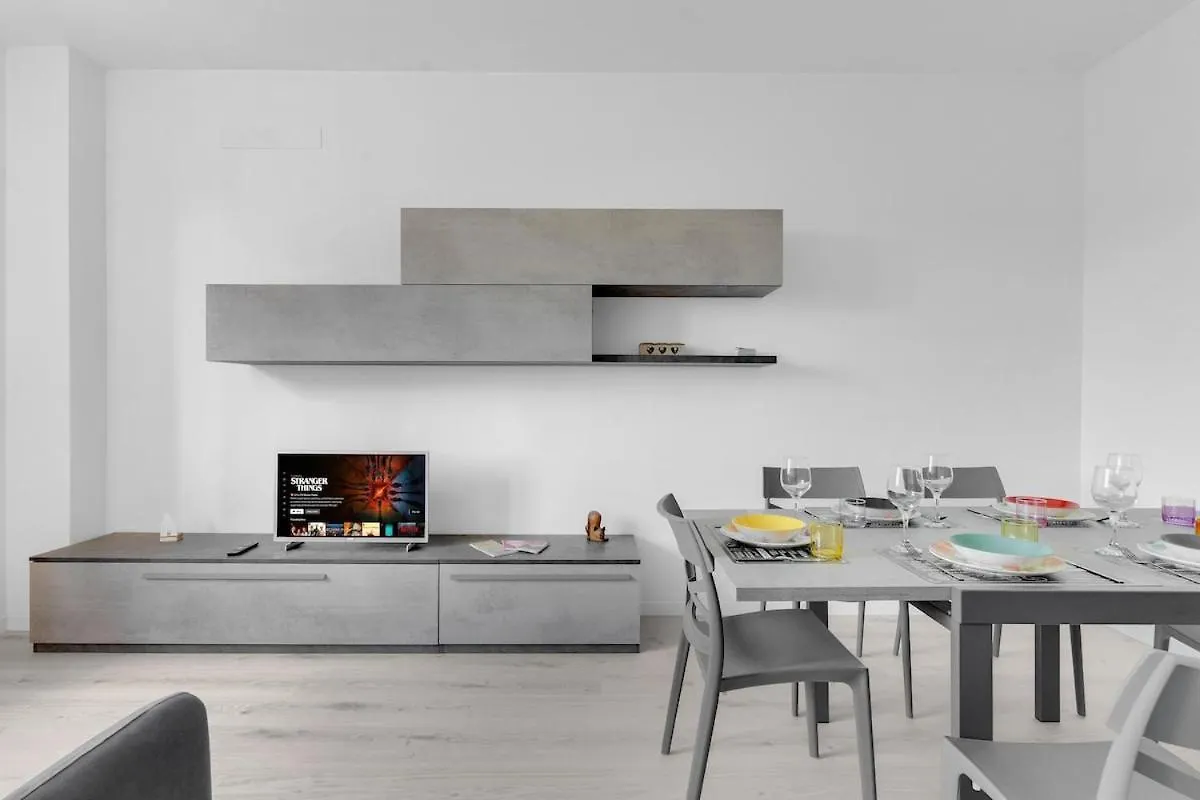 Metro M2 Famagosta-Appartamento X5-Self Check-In Milan Appartement