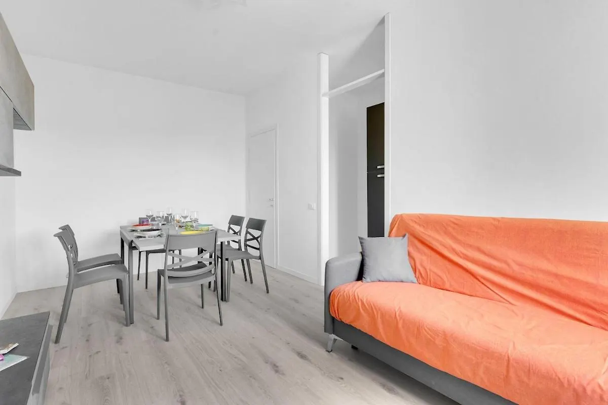 Metro M2 Famagosta-Appartamento X5-Self Check-In ميلان