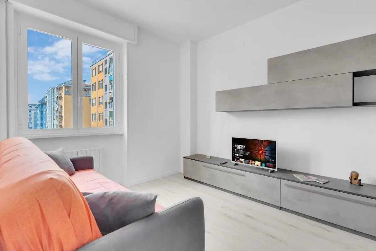Metro M2 Famagosta-Appartamento X5-Self Check-In ميلان إيطاليا